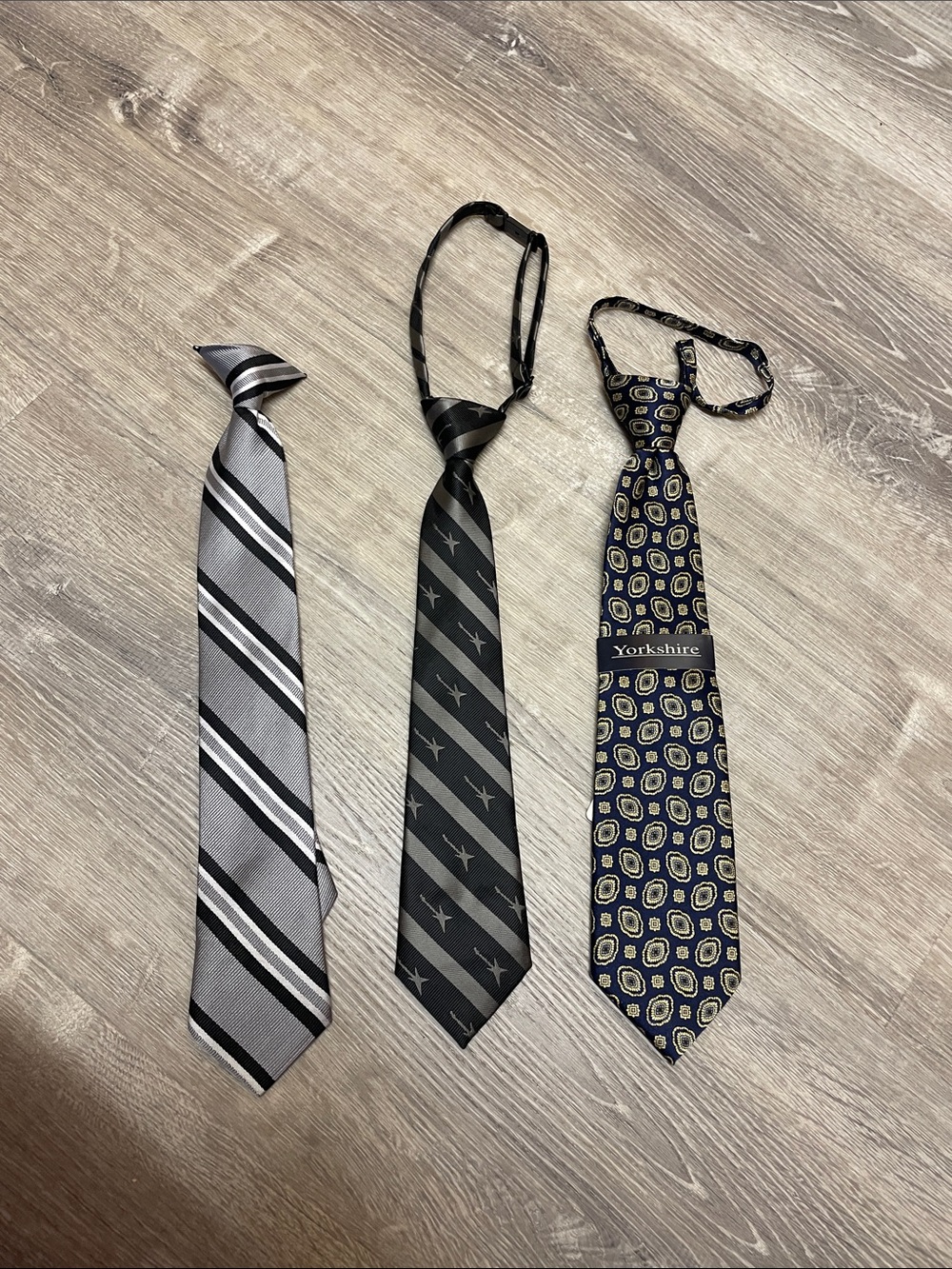 The Children's Place Boys' Gray, Black & Navy Pre-Tied Tie Set